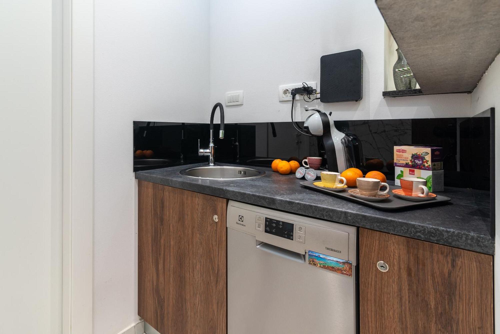 Antares Luxury Rooms 2 Split Bagian luar foto