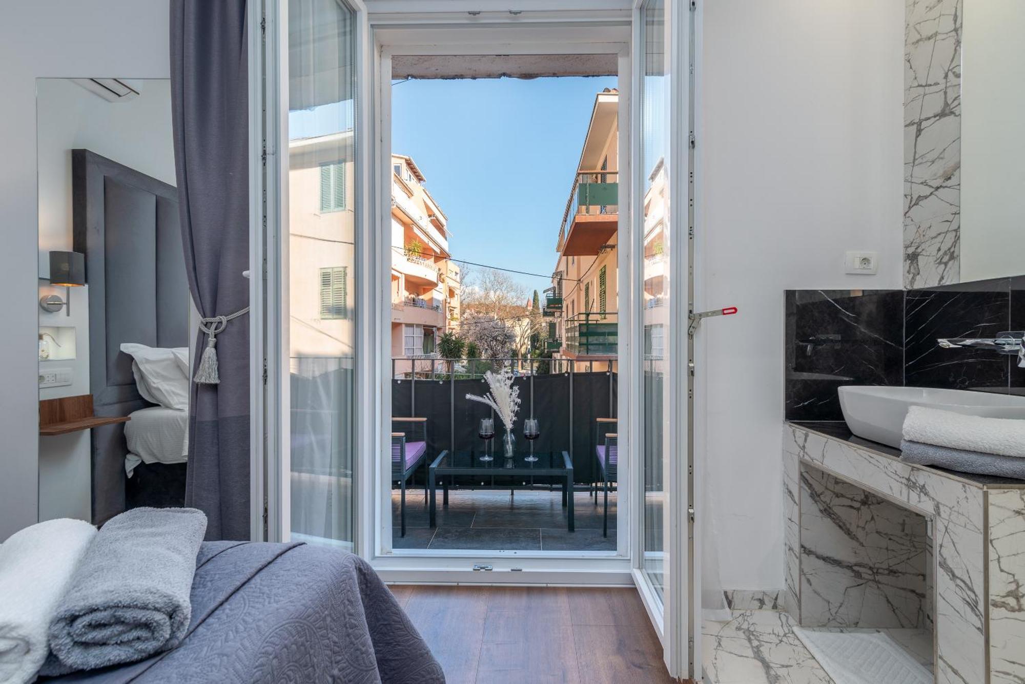 Antares Luxury Rooms 2 Split Bagian luar foto